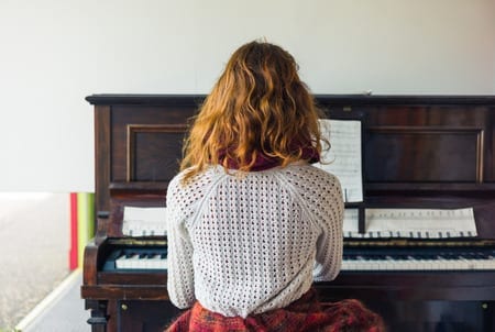 The Correct Posture for Piano Playing!